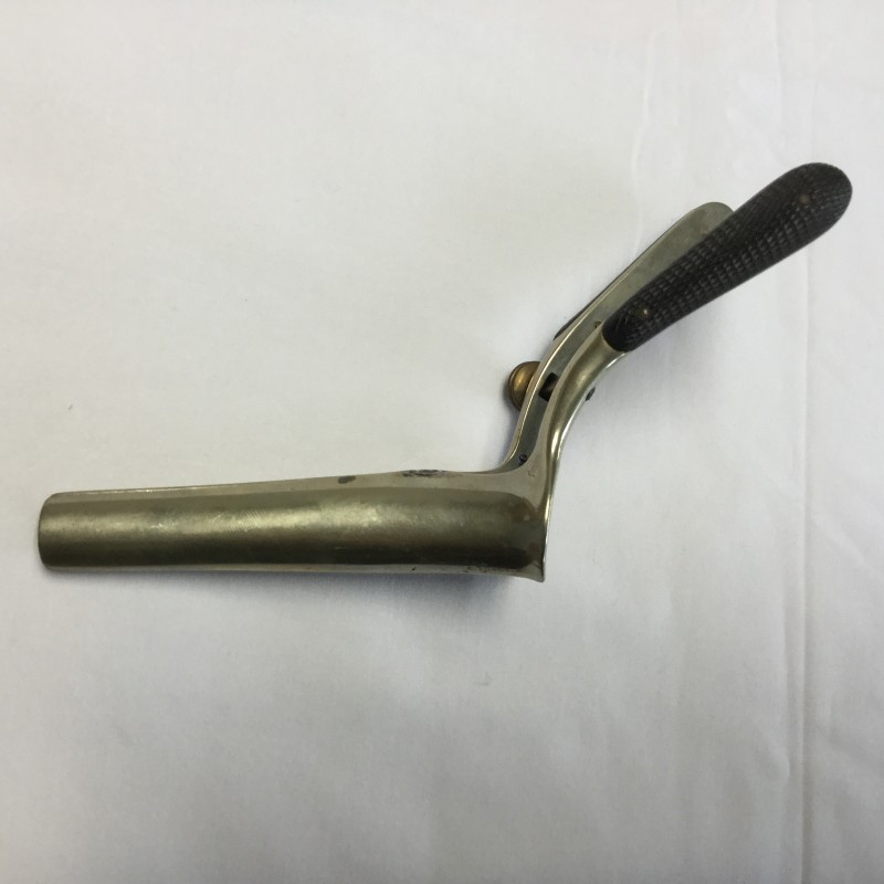 Ebony Speculum 47