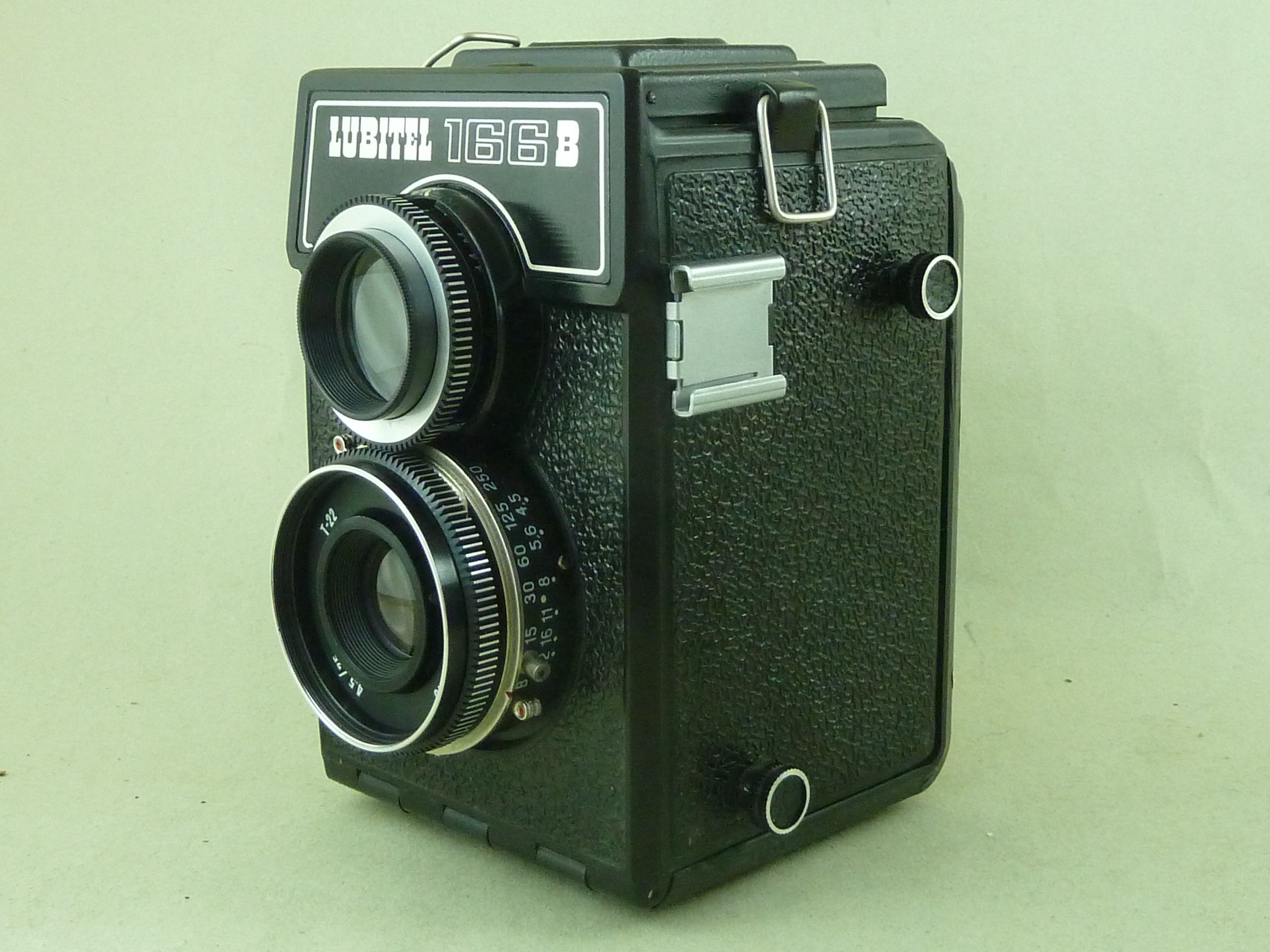 for sale lubitel 166b twin lens 120 medium format film camera medium format film for sale