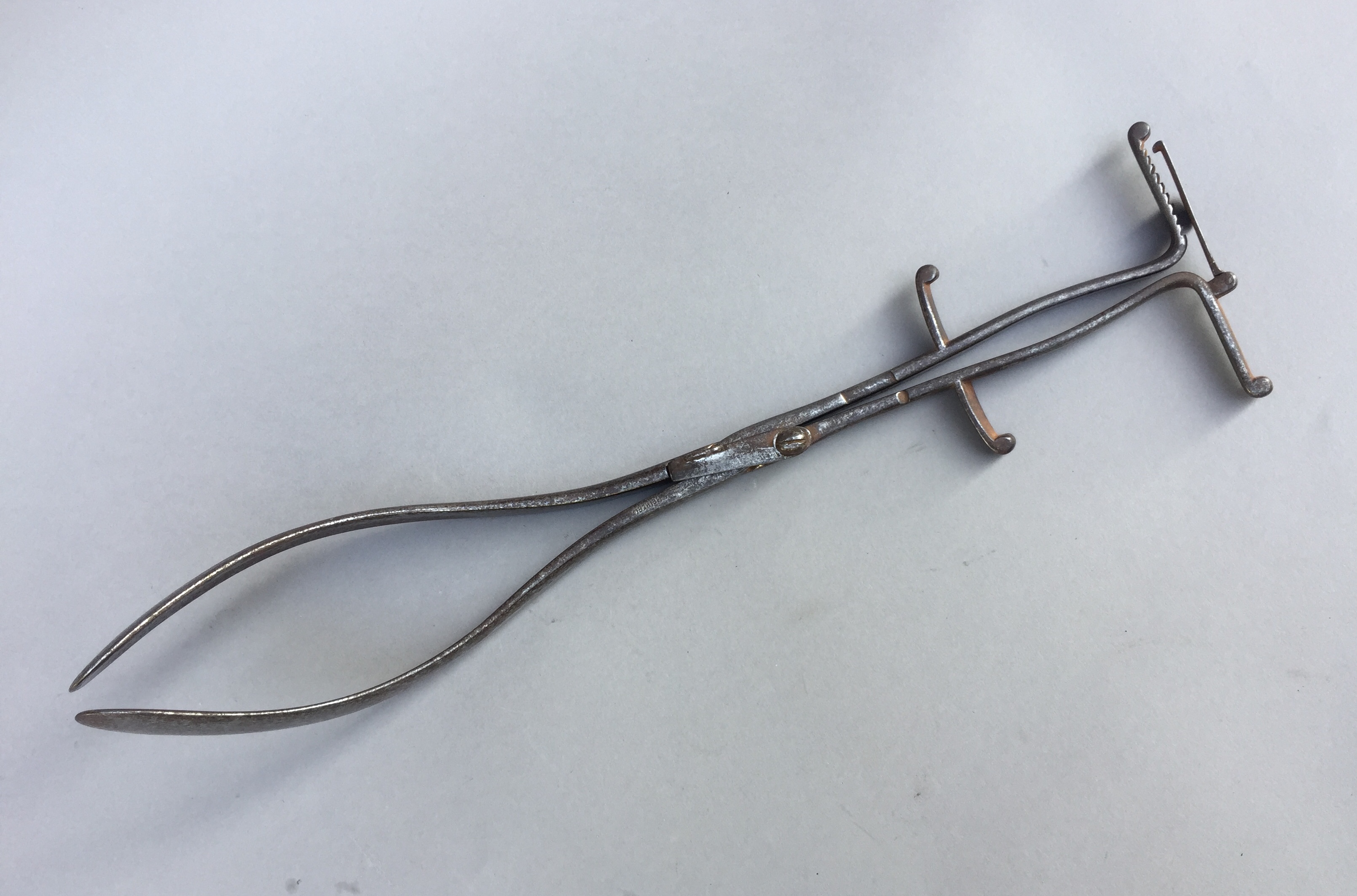 Friedrich Benjamin Osiander (17591822) Rare obstetric forceps invented