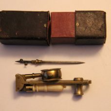 ~SMALL FOLDING BOTANIC/FLOWER MICROSCOPE IN CARD CASE~