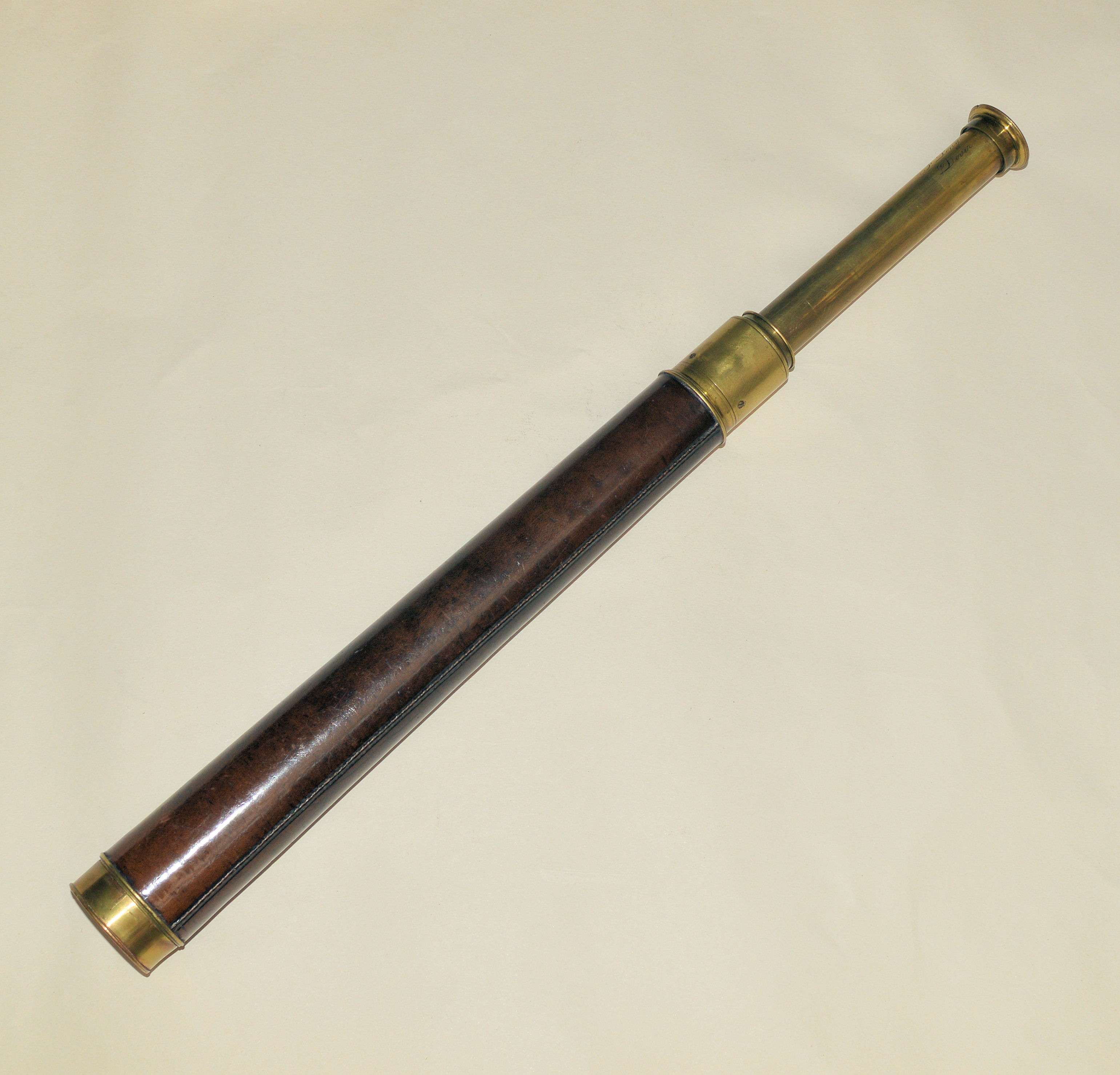 Small marine telescope J. Long, Dover. Fleaglass