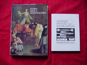 Antique Dental Instrument: Italian book