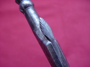 Antique dental key, with leaves design and 3  positions