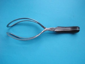 C1880 HALE'S LONG OBSTET. FORCEPS: EBONY HANDLES