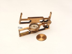 A BRASS PORTABLE MINING CLINOMETER CIRCA 1880 - DAVIS & SON LONDON & DERBY