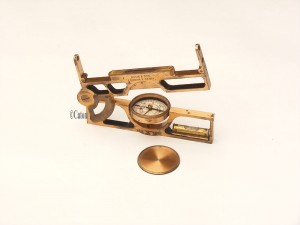 A BRASS PORTABLE MINING CLINOMETER CIRCA 1880 - DAVIS & SON LONDON & DERBY