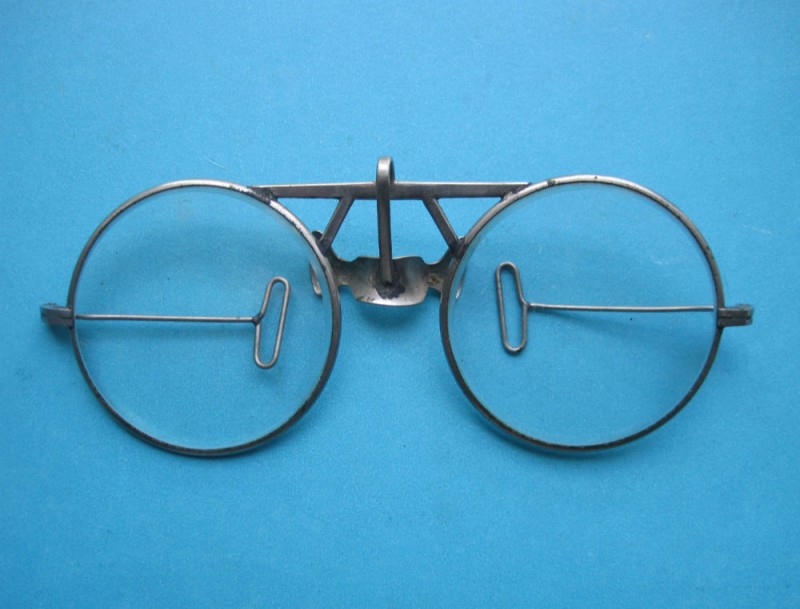 F.W. KING’S 1912 US PATENT SHOOTING SPECTACLES