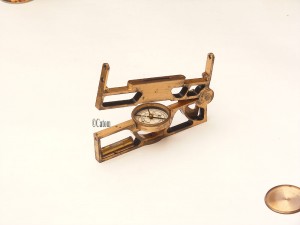 A BRASS PORTABLE MINING CLINOMETER CIRCA 1880 - DAVIS & SON LONDON & DERBY