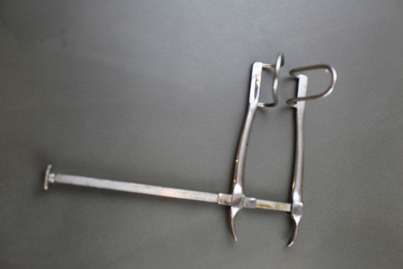 19th century “Collin” dilator