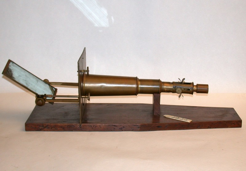 First quarter of 19th century  Probabily French  unsigned Brass Solar Microscope.