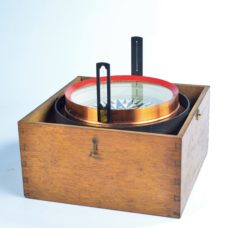 Large Azimuth or Bearing Compass with Dry Card in copper Bowl – Boosman, Amsterdam