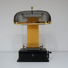 Early Demonstration Van Der Graaff Generator by Physica