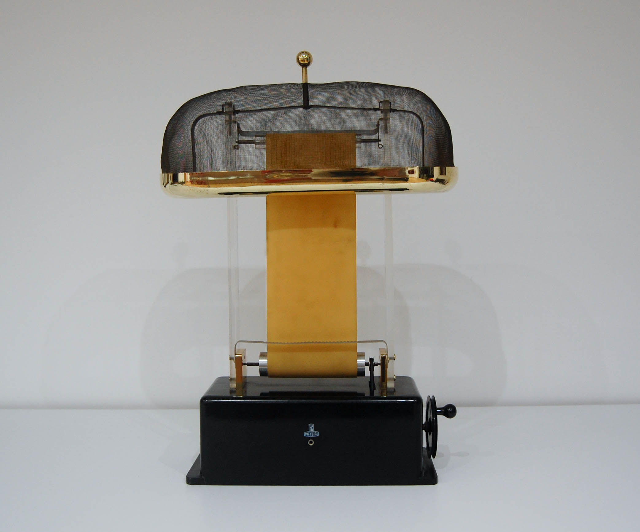 Early Demonstration Van Der Graaff Generator by Physica