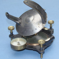 MINIATURE HELIOCHRONOMETER