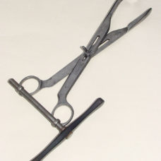 LE CAT’S FORCEPS FOR EXTRACTION OF LARGE BLADDER STONES