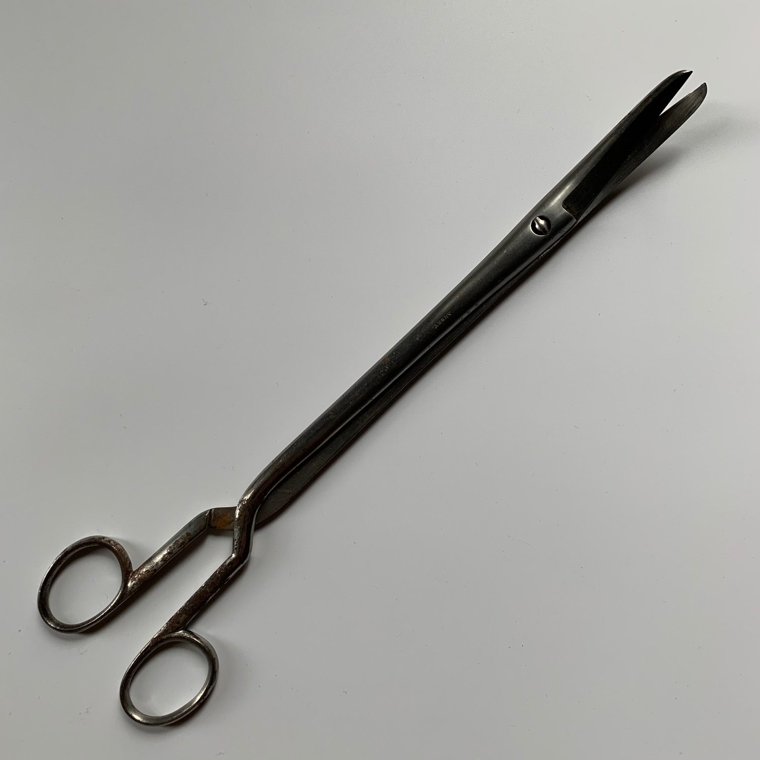 A Dubois’ Embryotomy Decapitating Scissor, destructive obstetrical instrument