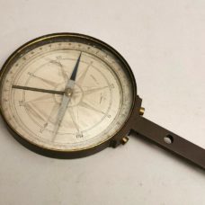 Nice early 19th century italian brass compass  Signed:  “Cittelli f. in  Milano “