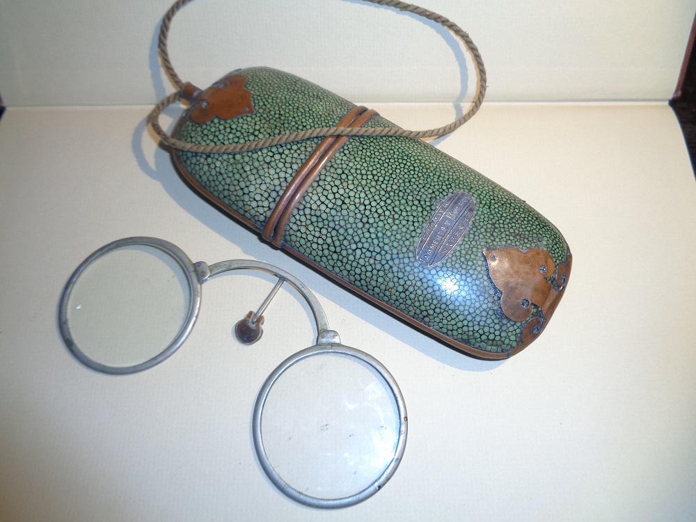 A  Shagreen Spectacle Case, with glasses