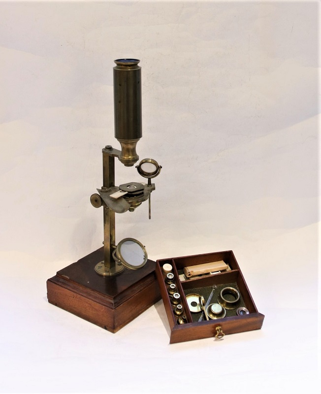 A Jones Improved-type microscope by Lincoln, late 18th