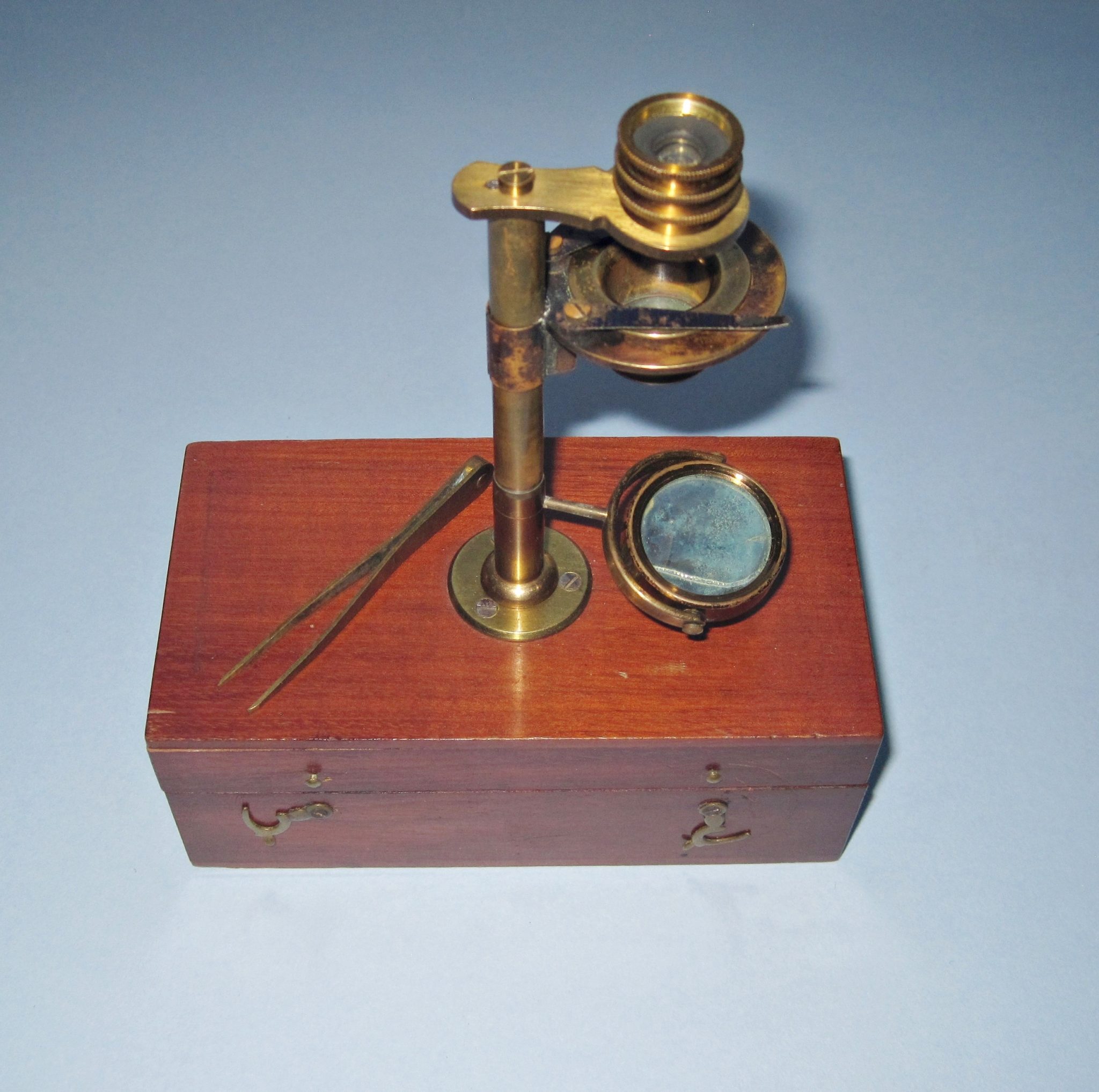 Case-Mounted C1860 Aquatic Microscope on box base