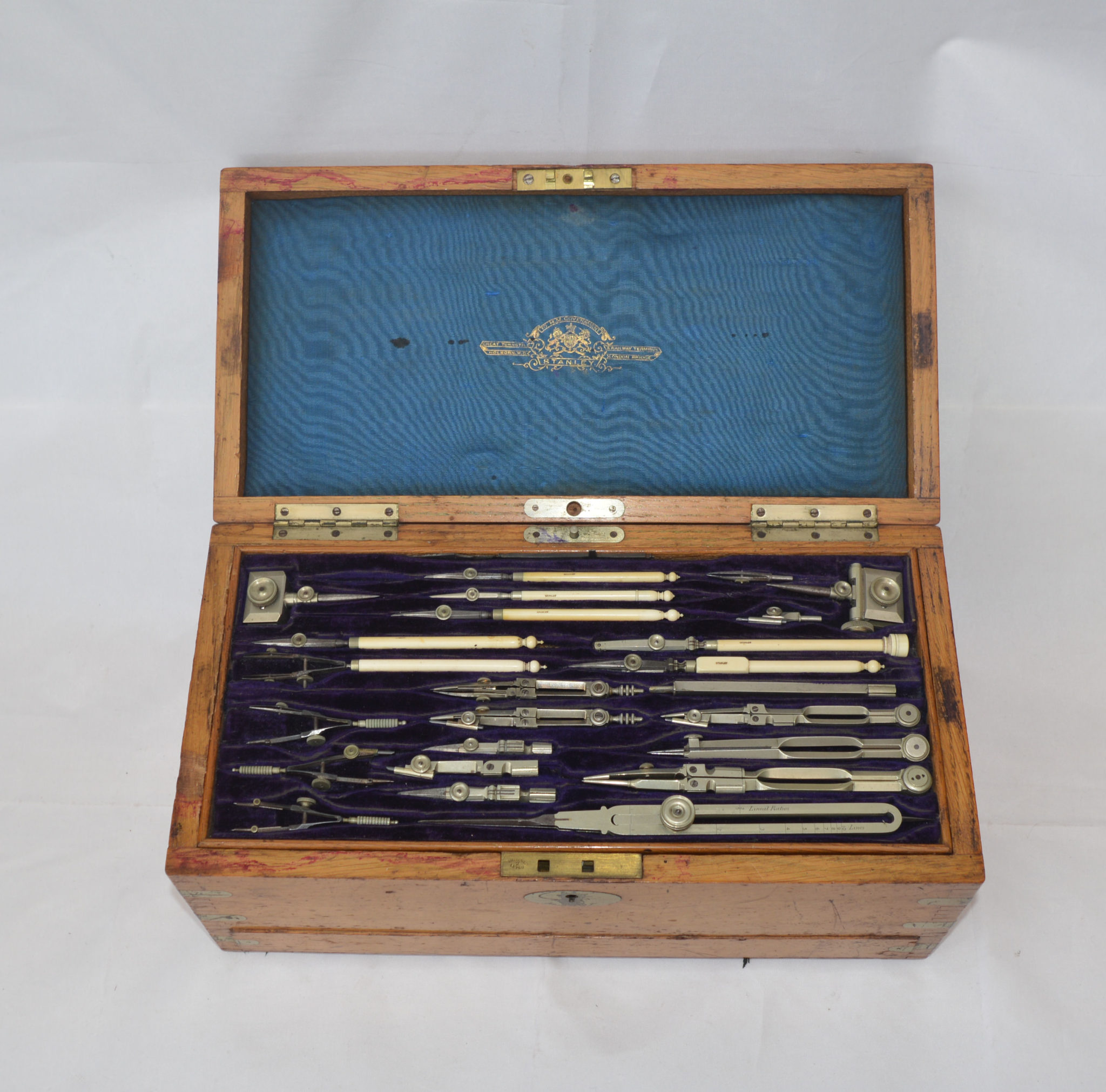 SOLD – A large set of drawing instruments by Stanley.