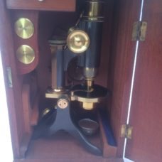 Brass Microscope( unsigned)