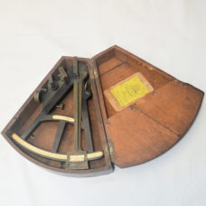 SOLD – octant in case by Cary.
