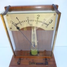 Voltmeter by Hartman & Braun ca 1920 Electric device