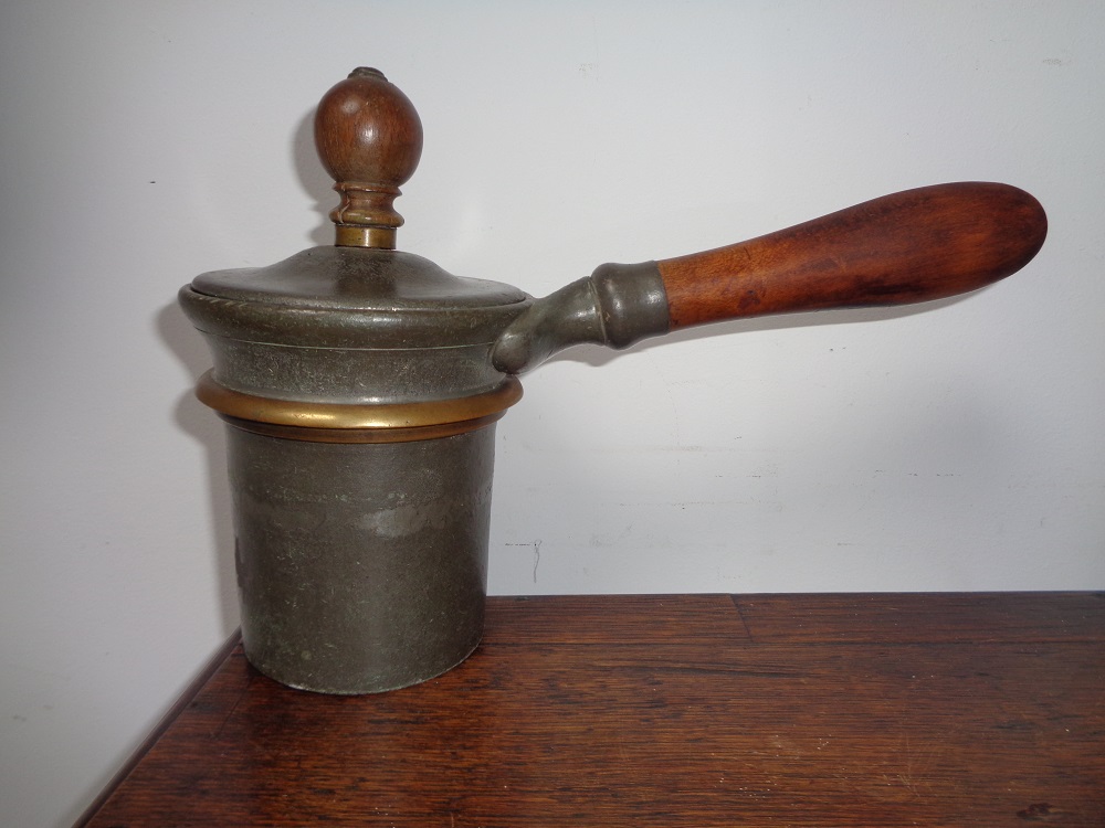 Melting pot ( crucible ) used by pharmacist , or another scientist about 1825