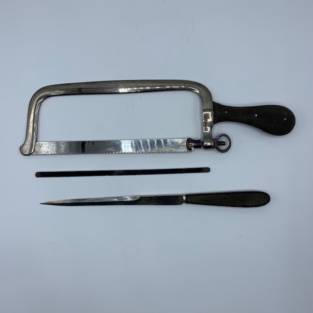 Italian amputation saw by “G. Fugini, Brescia” and Amputation knife