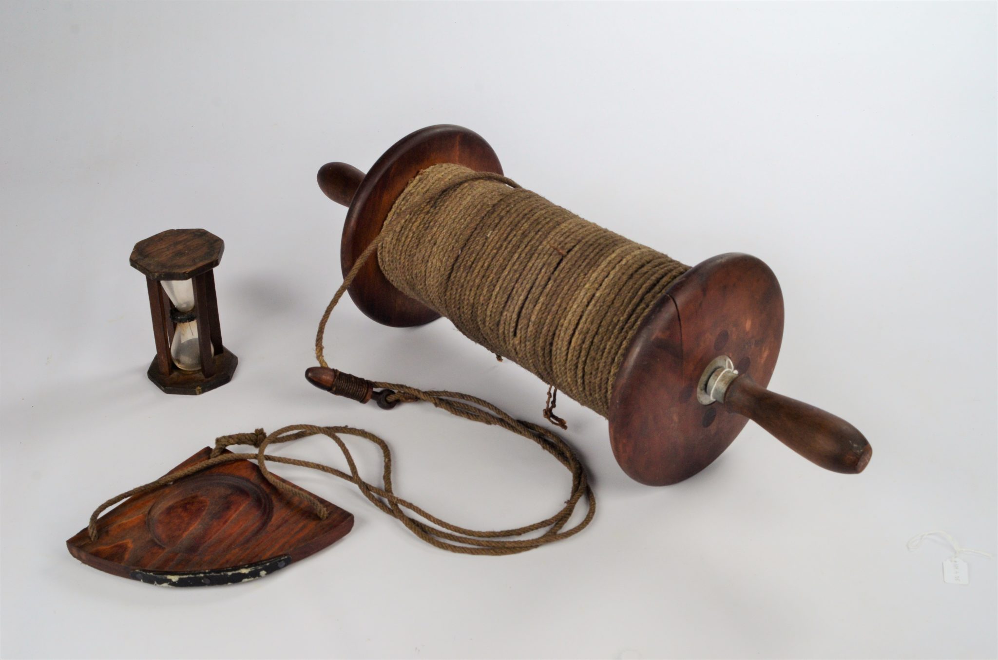 Hand log with reel, chip and hourglass – 1880/1900