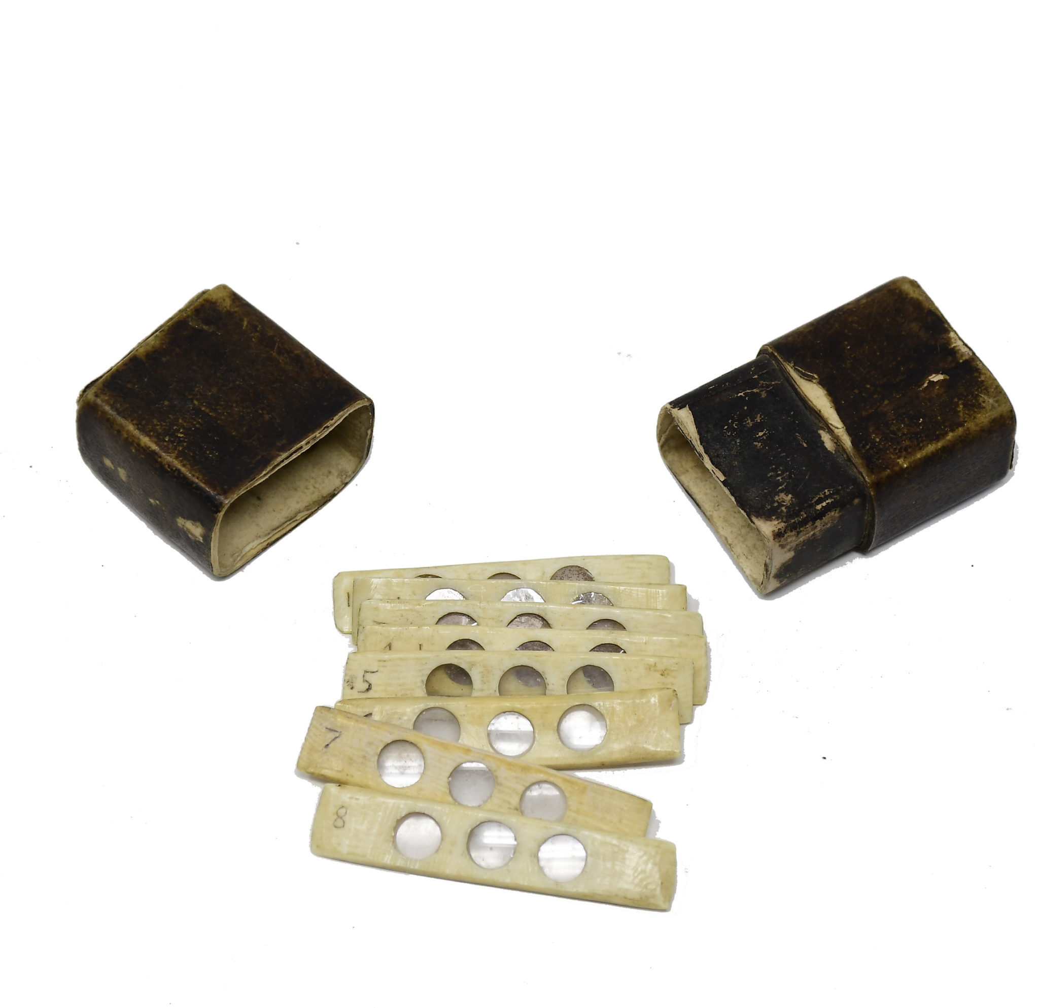 Ca. 1700 set of bone slides for the original screw-barrel microscope by James Wilson