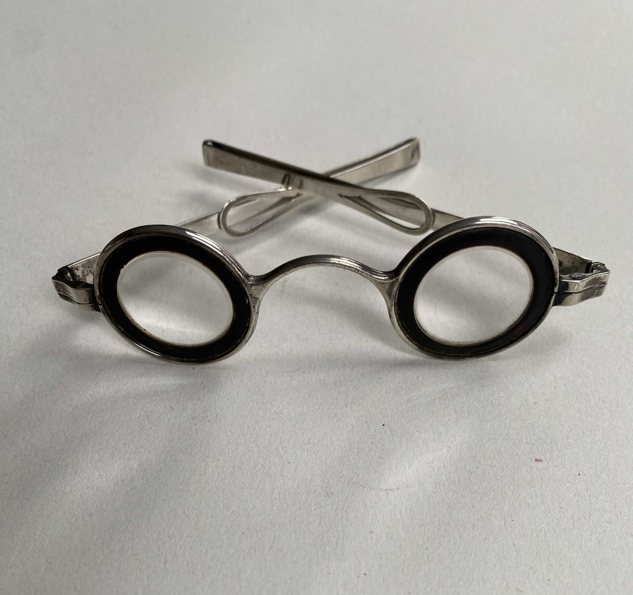ANTIQUE PAIR of MARTINS MARGINS SPECTACLES in SILVER  and HORN