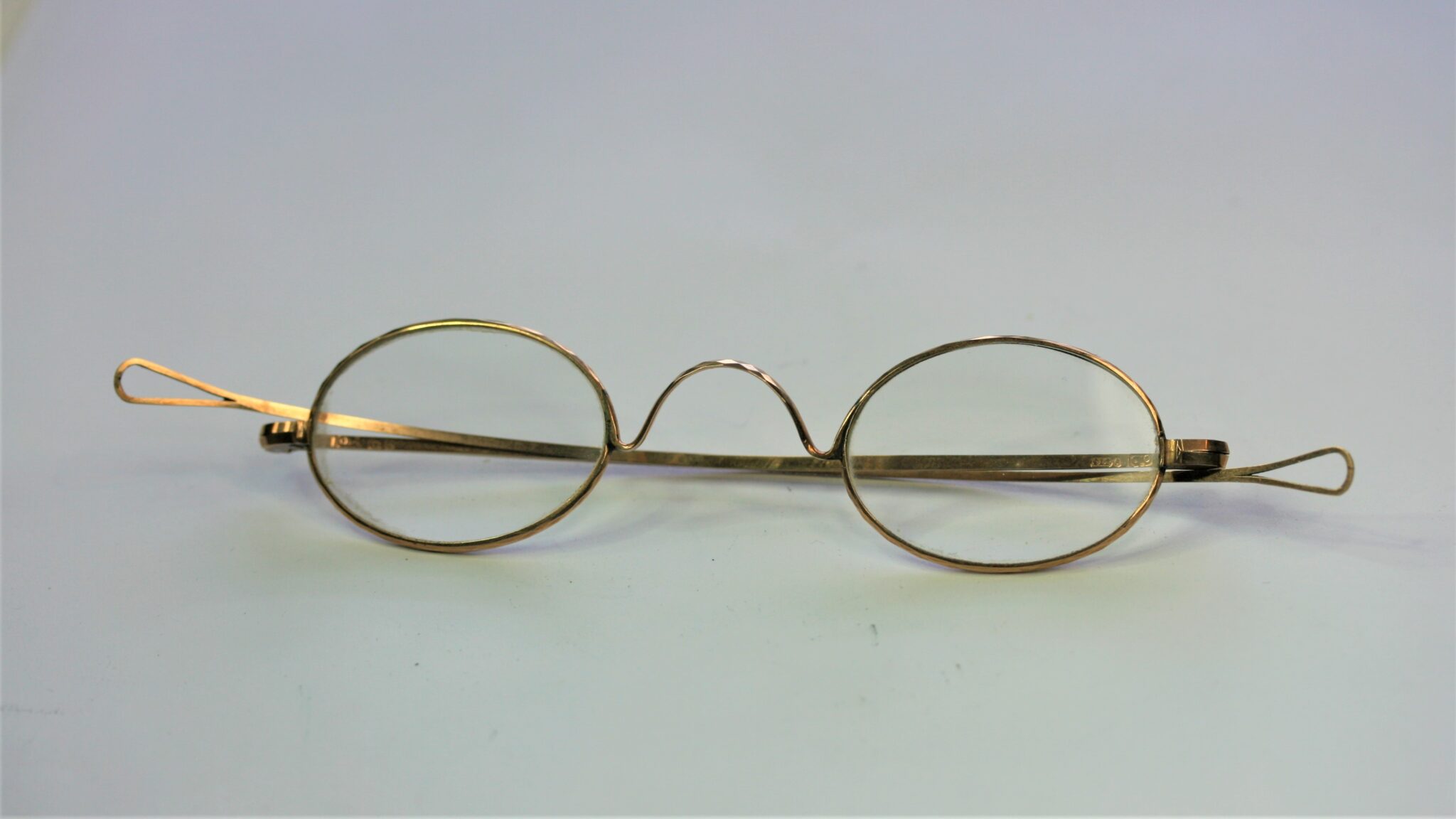 HALLMARKED 9CT .375  SOLID GOLD SPECTACLES IN GOOD CONDITION