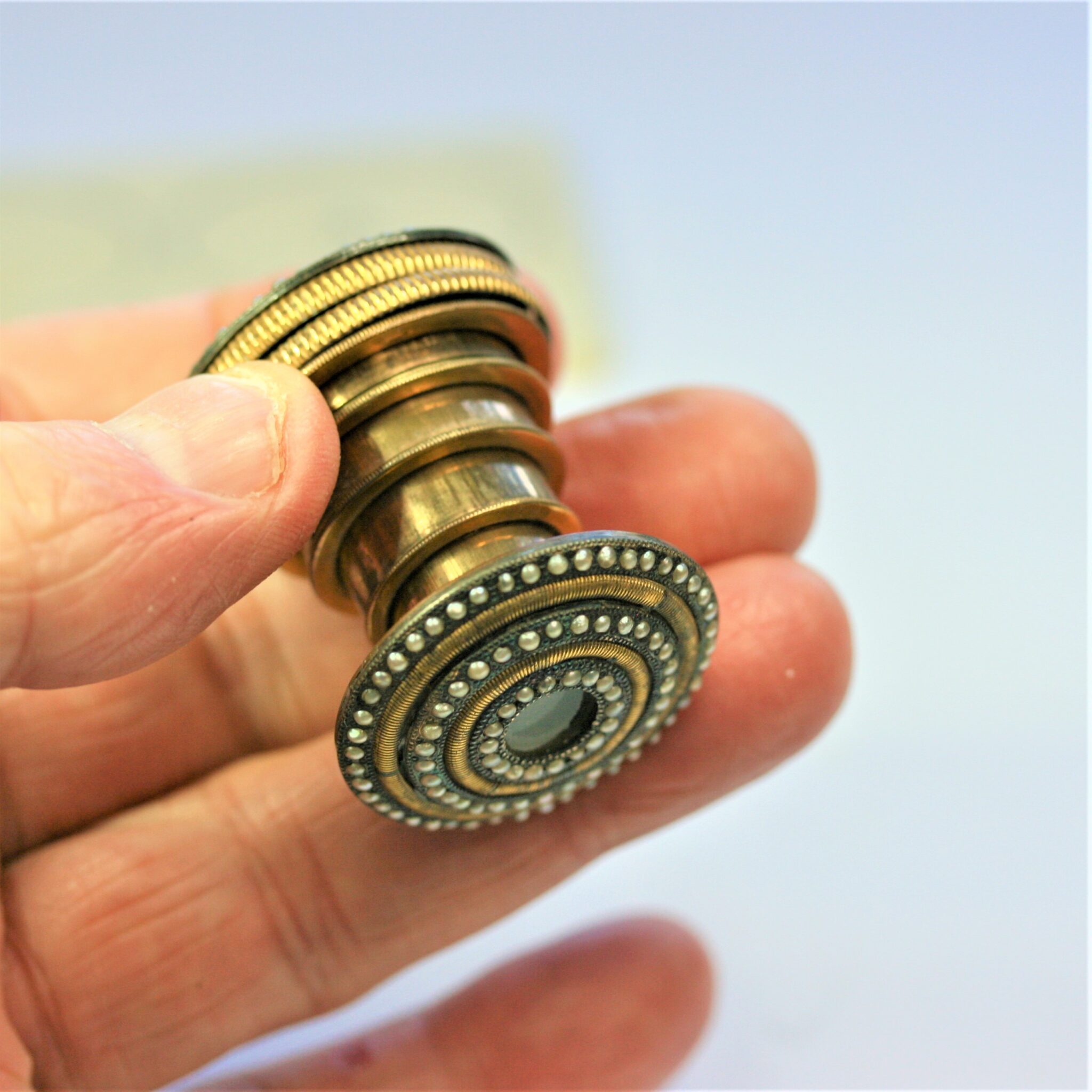 MINIATURE 5 DRAW TELESCOPE SPYGLASS, EXCELLENT  SHARP IMAGE, GOOD CONDITION.