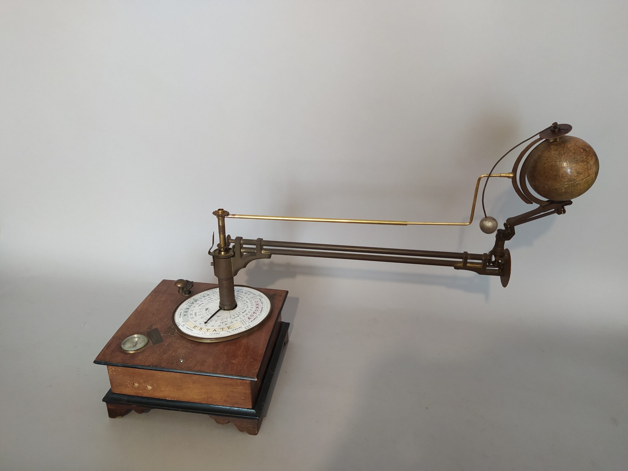 A very rare orrery or tellurium by Paravia in Torino, late 19th Century