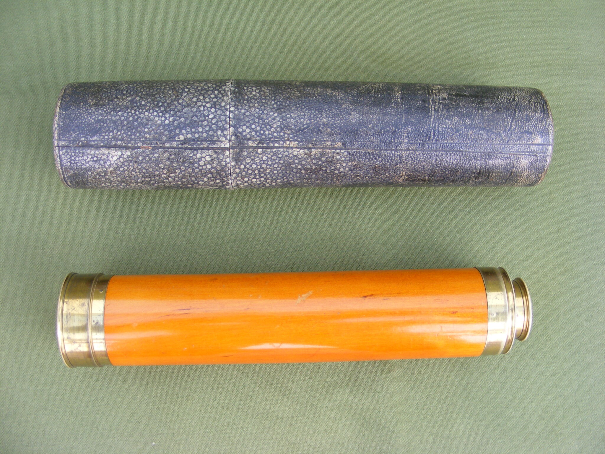 LATE EIGHTEENTH CENTURY TELESCOPE BY LINCOLN
