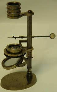 ~EXCELLENT W. JONES TRANSITIONAL SIMPLE MICROSCOPE~