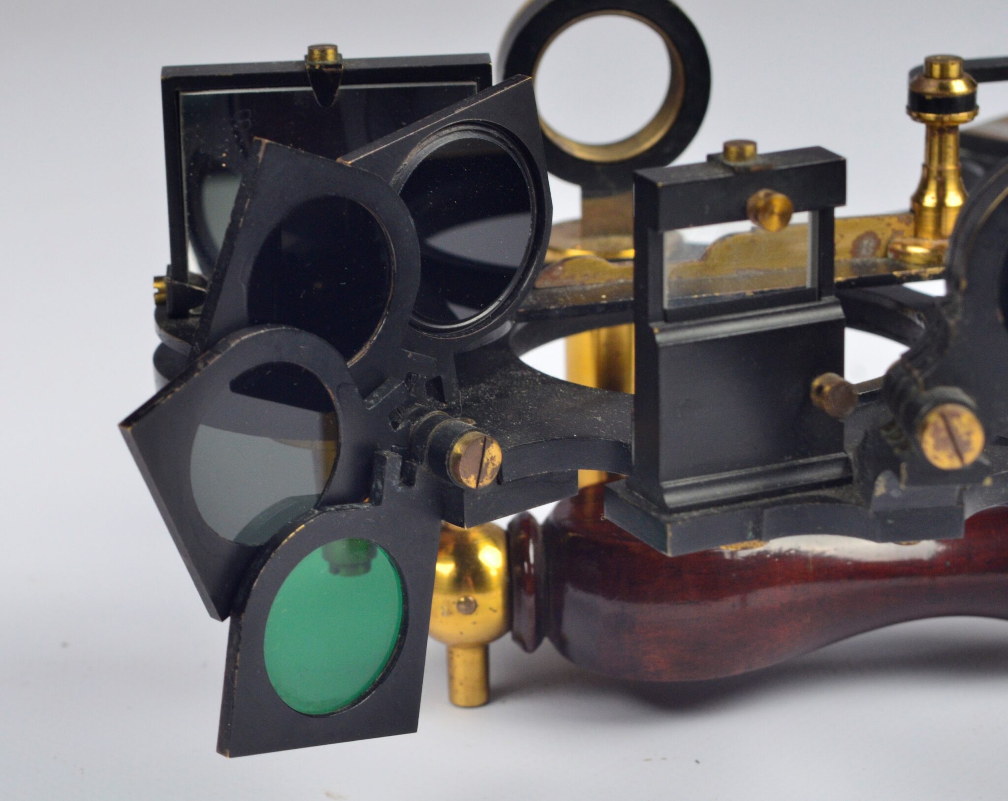 Early 20th Century brass US Navy Sextant with silvered scale
