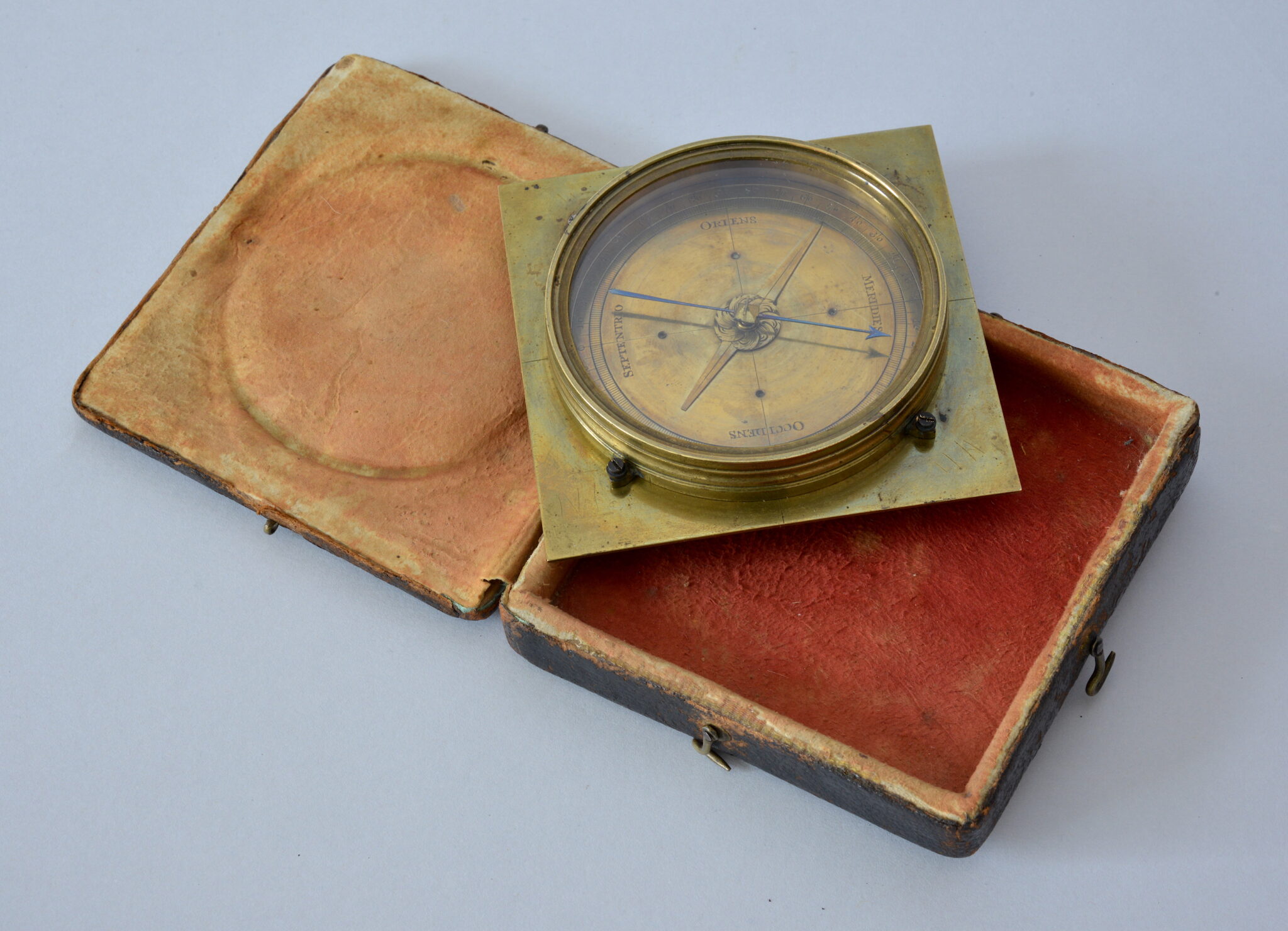 Brass compass in its original case attributed to Brander