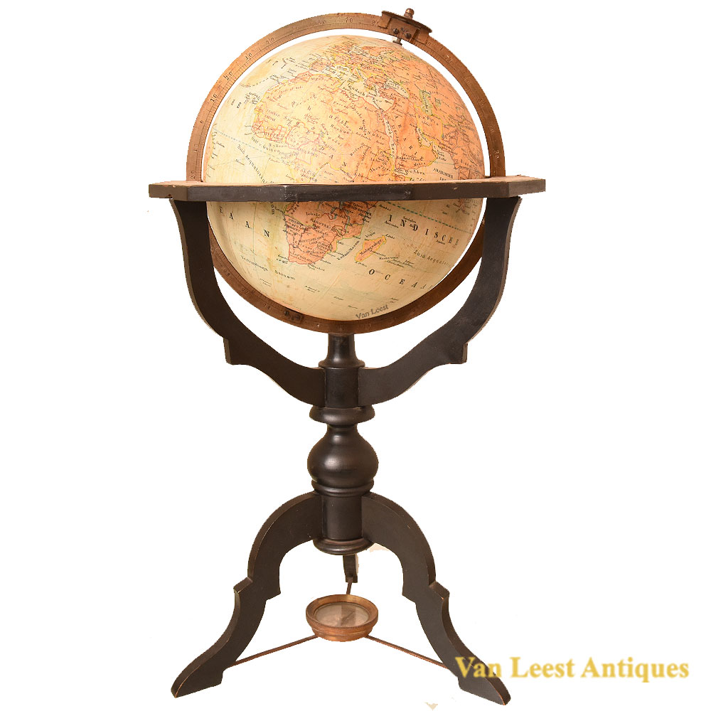 Terrestrial globe by Geerling and Felkl