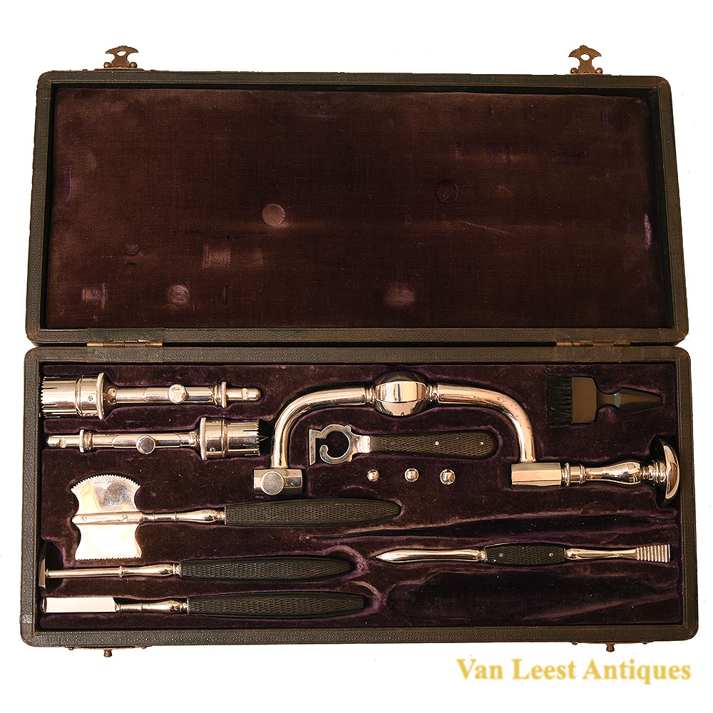 A & B Schmeink trepanation set