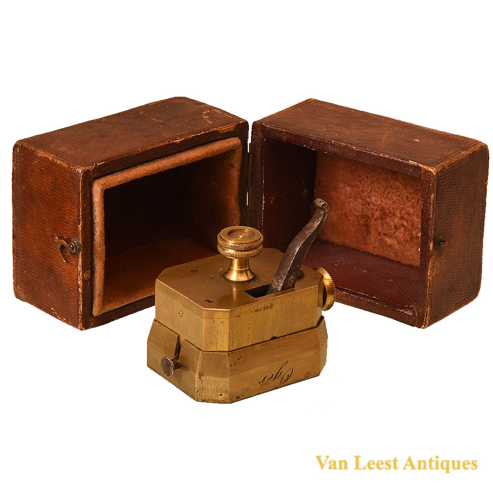 Oger scarificator with sixteen lancets, 19th c