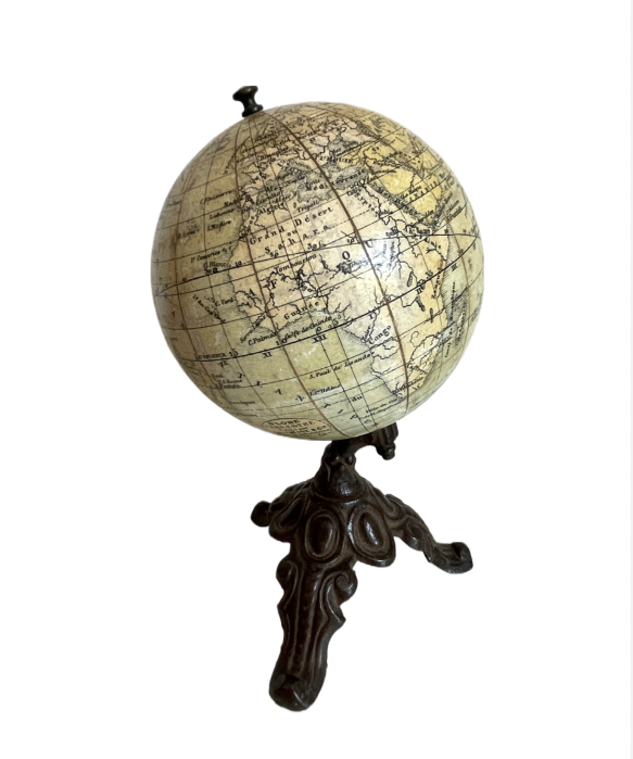 Rare Miniature Terrestrial globe Lebégue Bruxelles 10 CM Diameter