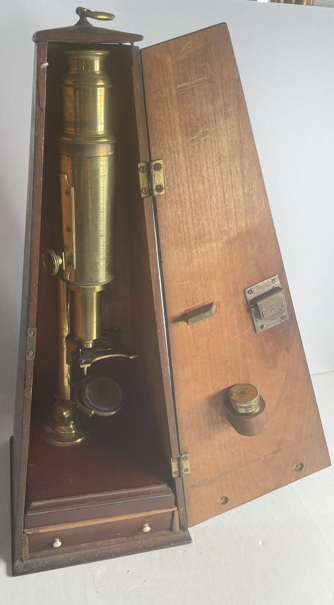 c. 1798 Unsigned Carpenter/Jones Improved Monocular Microscope with case and many accessories