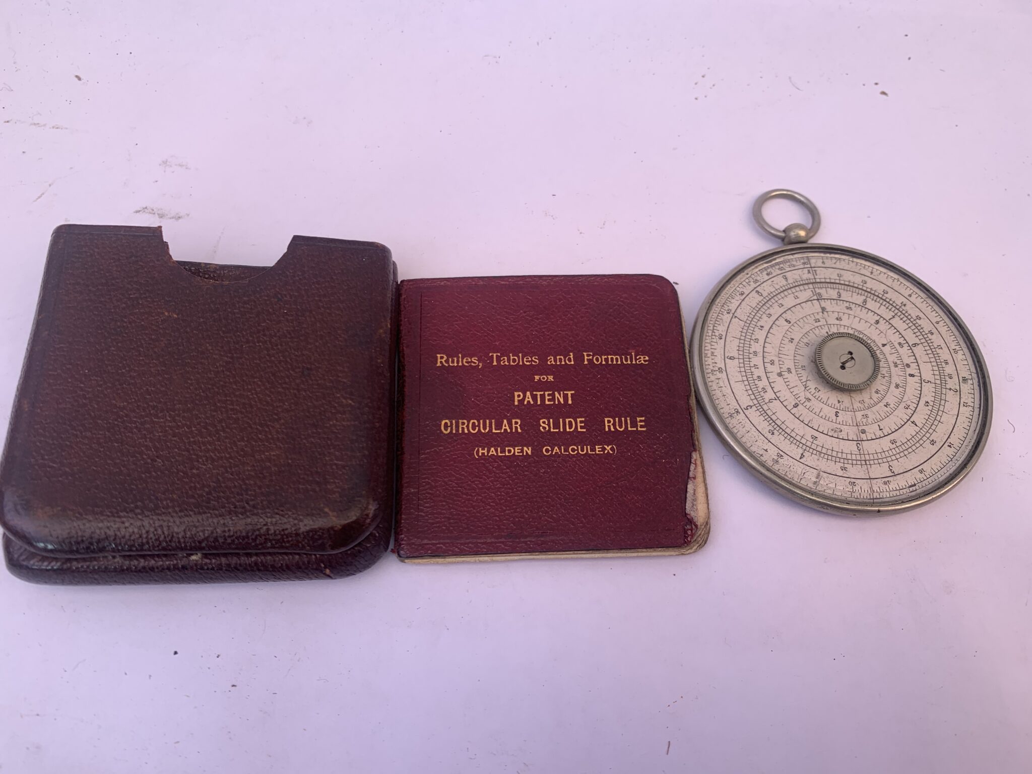 Small Halden Calculator(Circular Slide Rule)