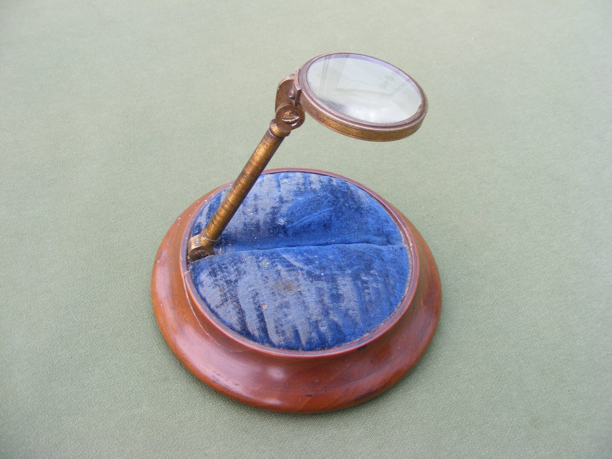 MAGNIFIER/SIMPLE MICROSCOPE