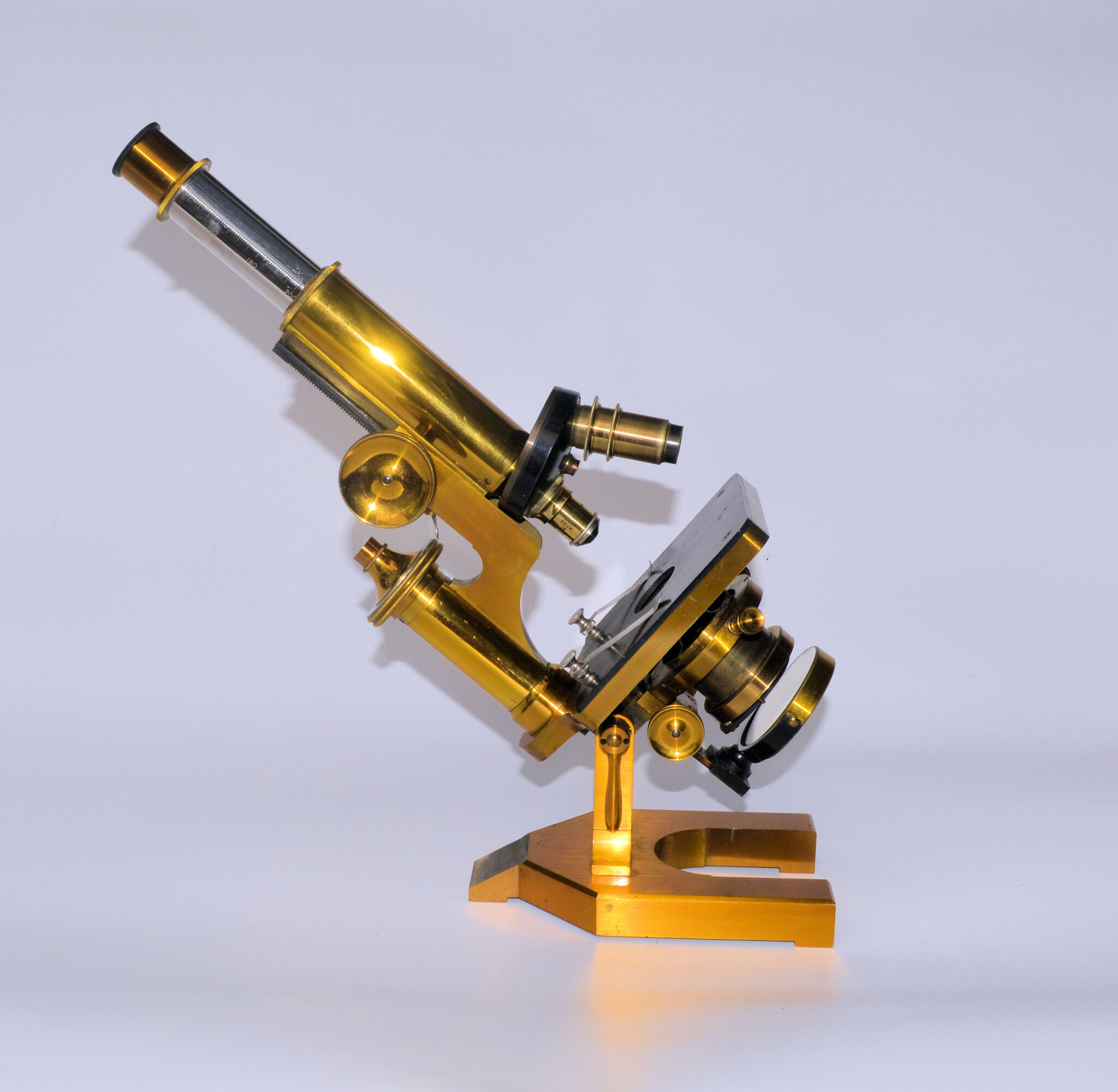 Microscope – R & J Beck.