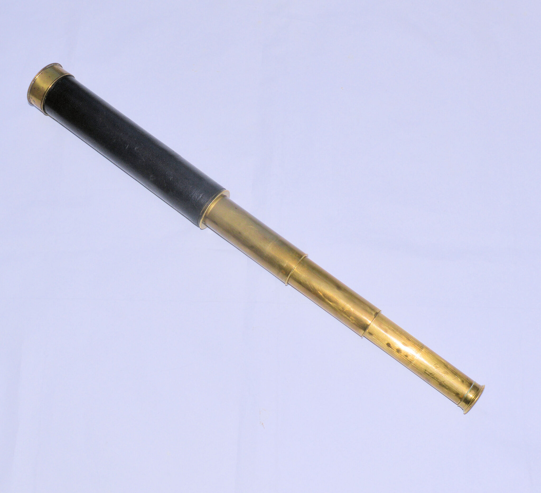 3 draw telescope and case – Dollond London.