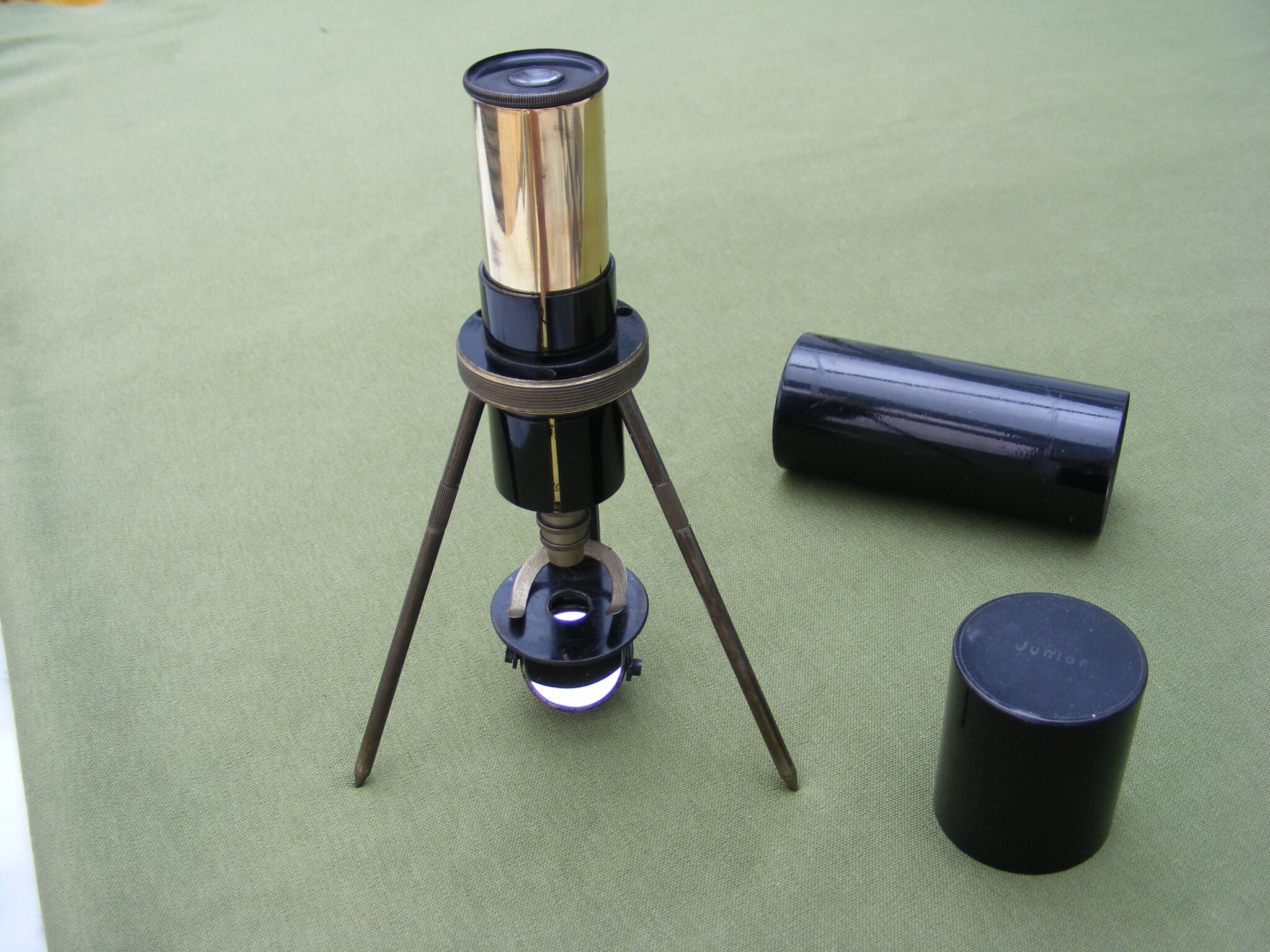 GERMAN POCKET MICROSCOPE